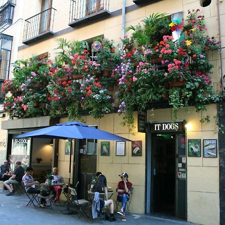 Behappy Appartement Madrid Buitenkant foto